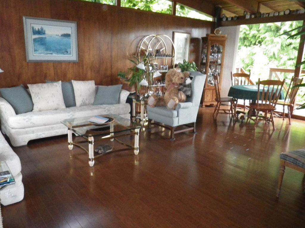 Beach Estates Inn Bed And Breakfast Nanaimo Bagian luar foto